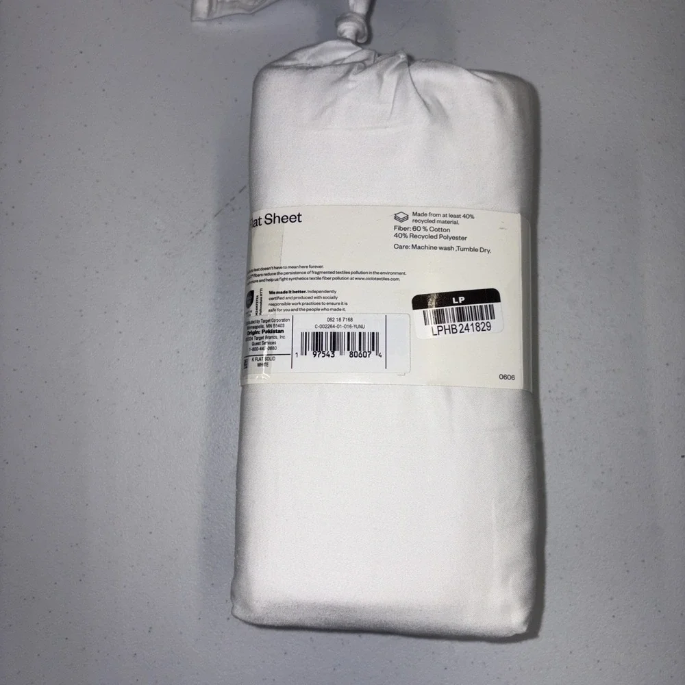 Room Essentials King Easy Care Cotton Blend Sateen Flat Sheet White*